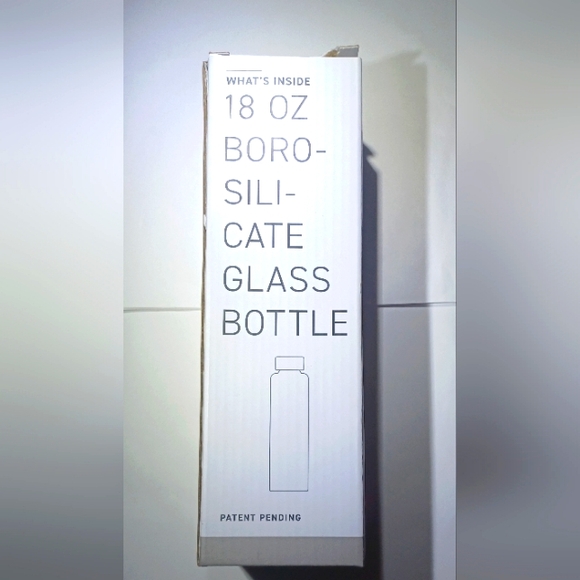 Fish Print Glass Bottle NIP - Picture 6 of 9